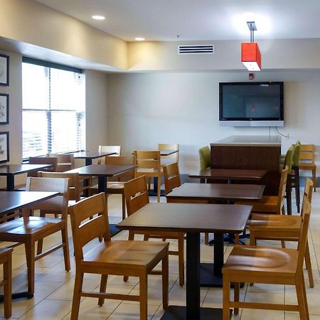 Country Inn & Suites By Radisson, Washington, Dc East - Capitol Heights, Md Exteriér fotografie