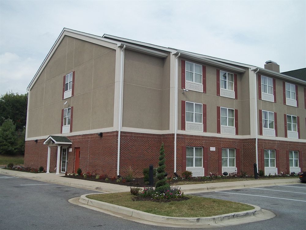 Country Inn & Suites By Radisson, Washington, Dc East - Capitol Heights, Md Exteriér fotografie