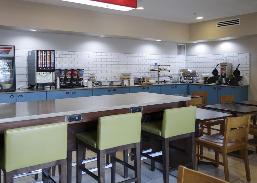 Country Inn & Suites By Radisson, Washington, Dc East - Capitol Heights, Md Exteriér fotografie