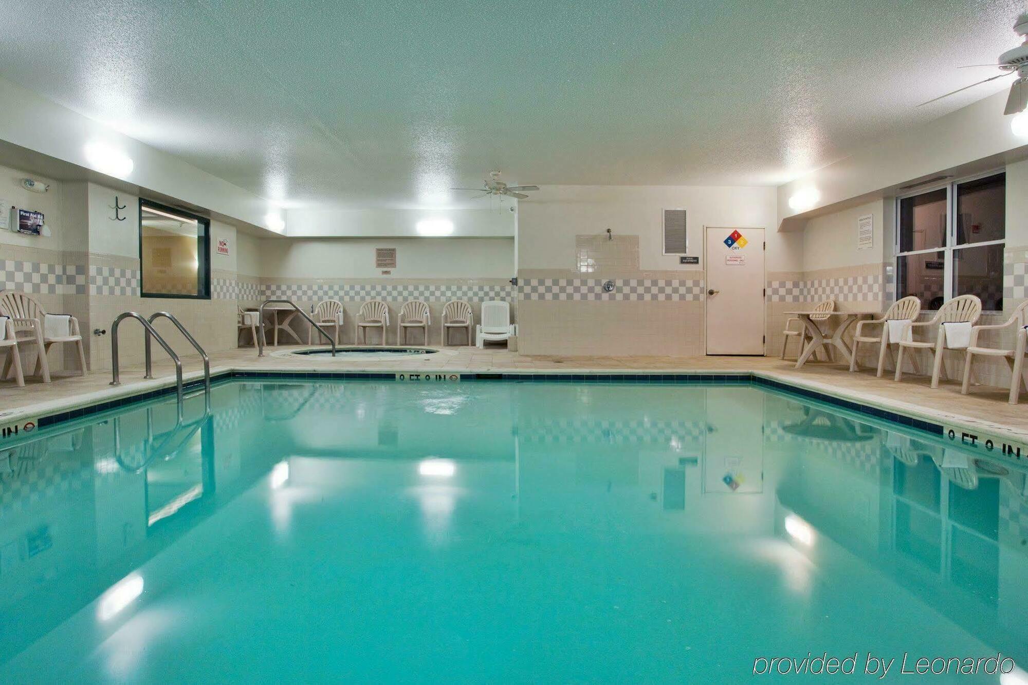 Country Inn & Suites By Radisson, Washington, Dc East - Capitol Heights, Md Exteriér fotografie